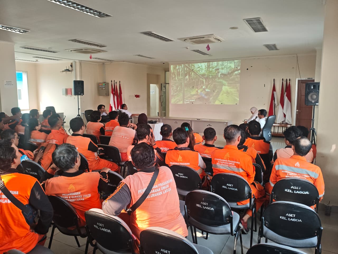 Kelurahan Lagoa Gelar Pembinaan PPSU untuk Tingkatkan Disiplin dan Kualitas Pelayanan 4