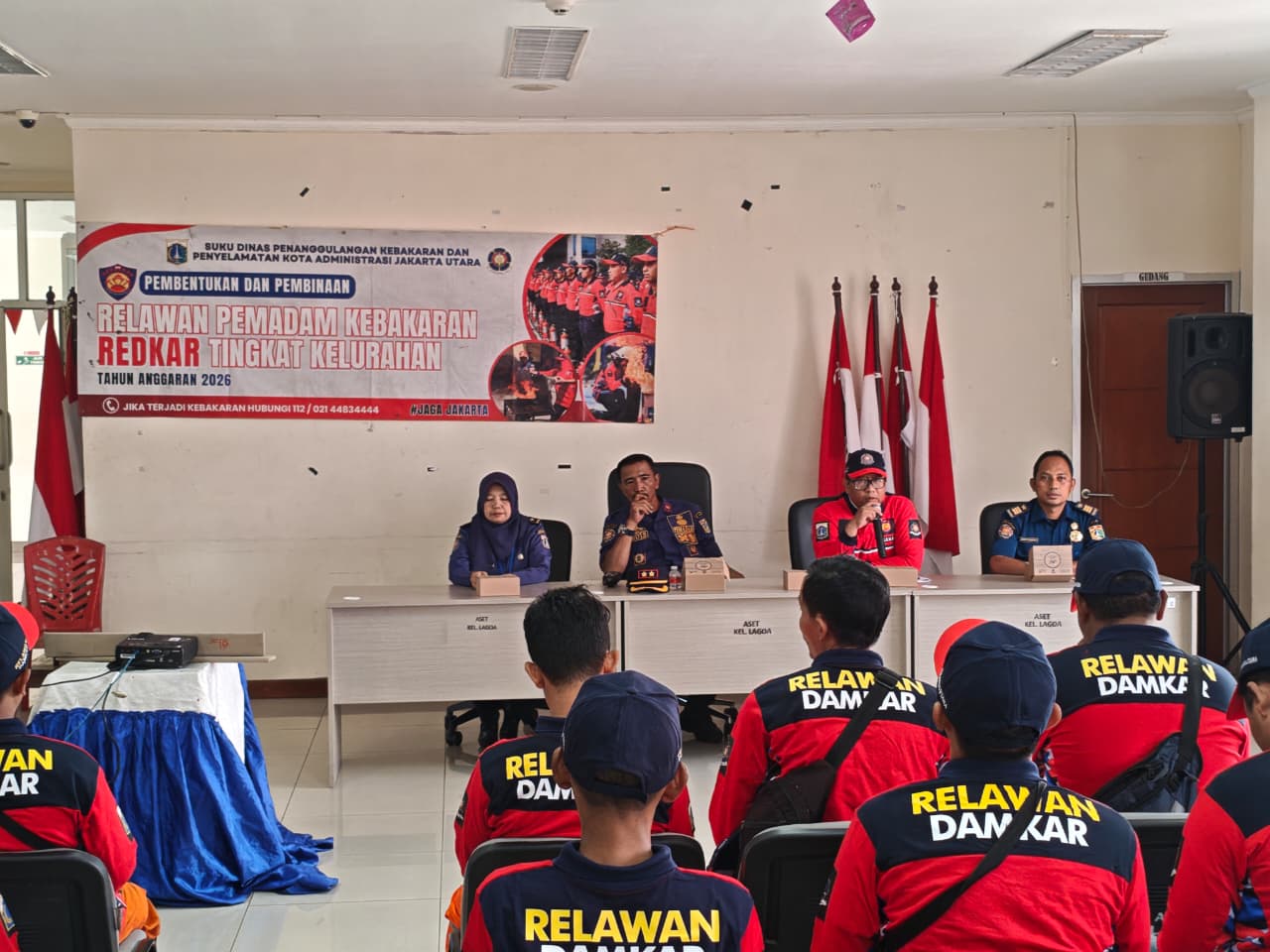PEMBENTUKAN RELAWAN PEMADAM KEBAKARAN (REDKAR) KELURAHAN LAGOA 4