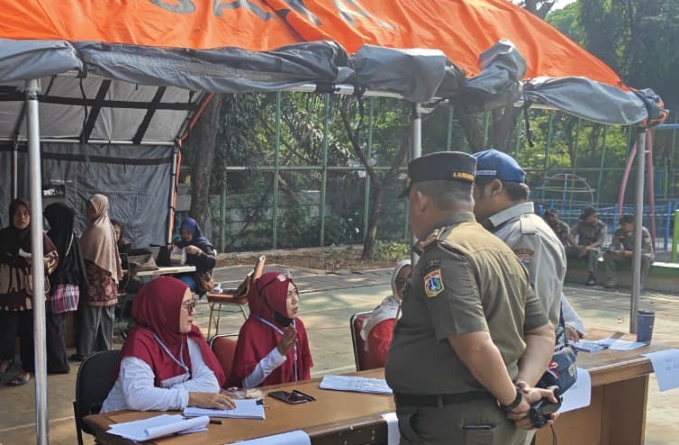 monitoring pengamanan penyaluran bantuan sosial berupa beras dari Kementerian Sosial Republik Indonesia 1
