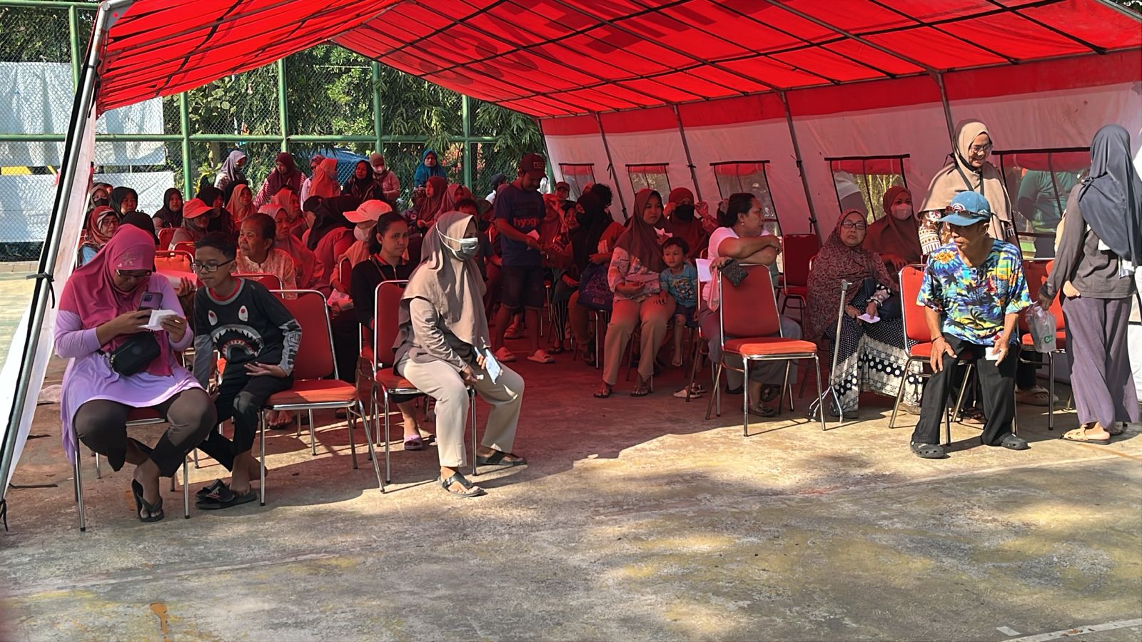 Monitoring Pendistribusian Bantuan Pangan Bulog di RPTRA Amanah 1 September 2026 5