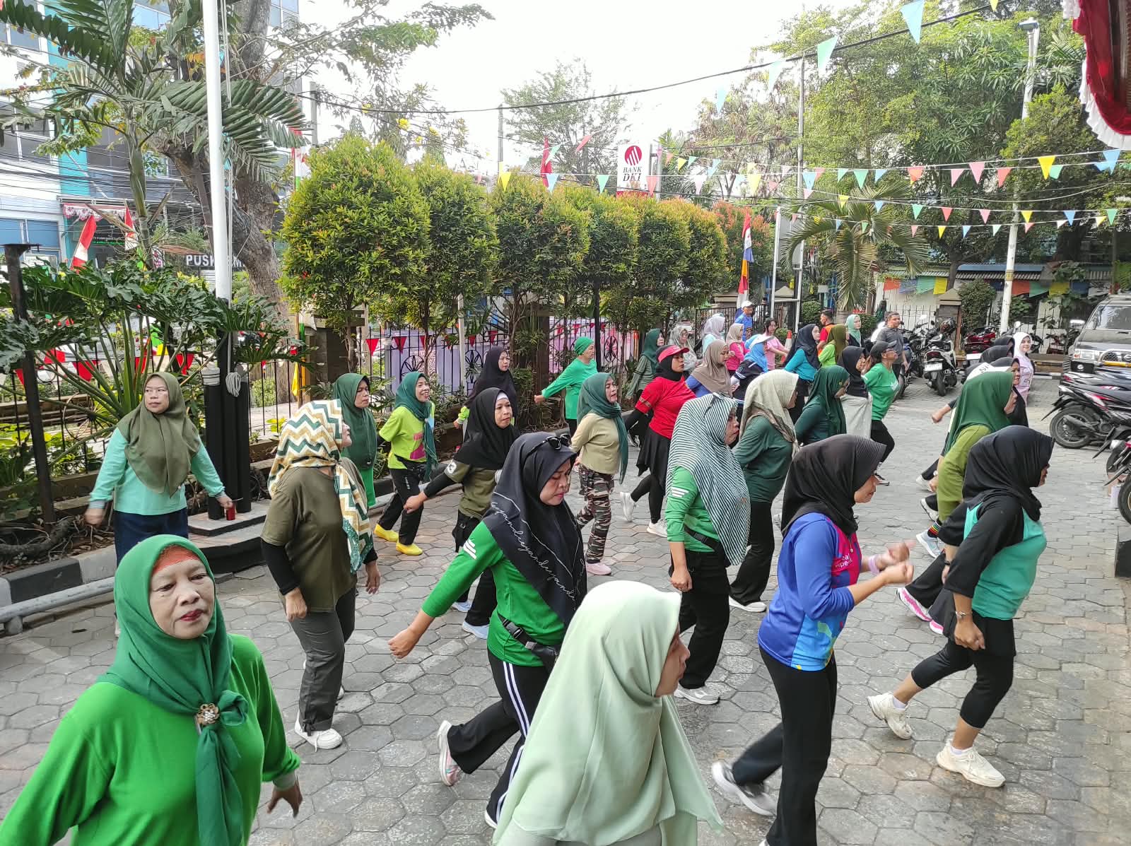 SENAM SEHAT KELURAHAN TUGU UTARA 5