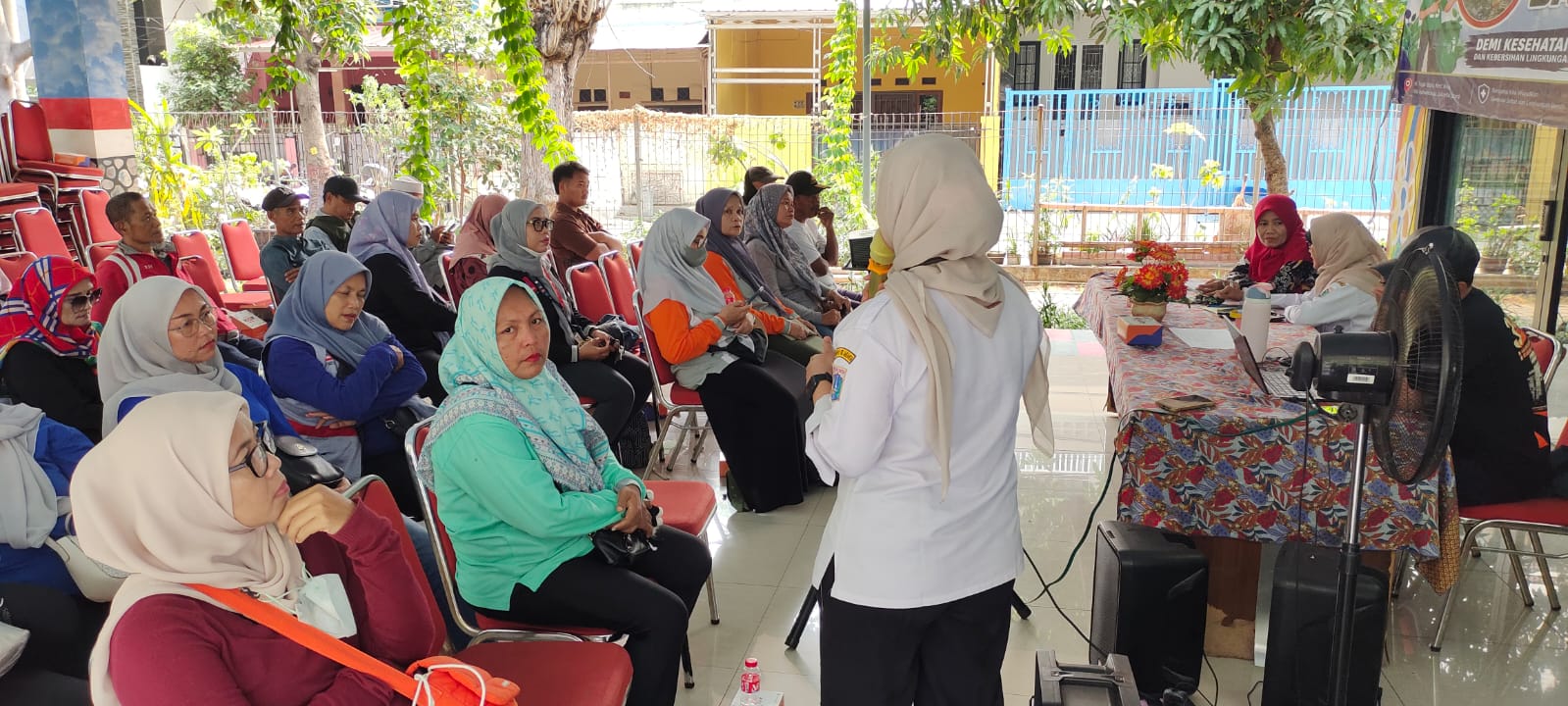 Giat Sosialisasi Penanganan BABS di Rptra Walang Baru 2