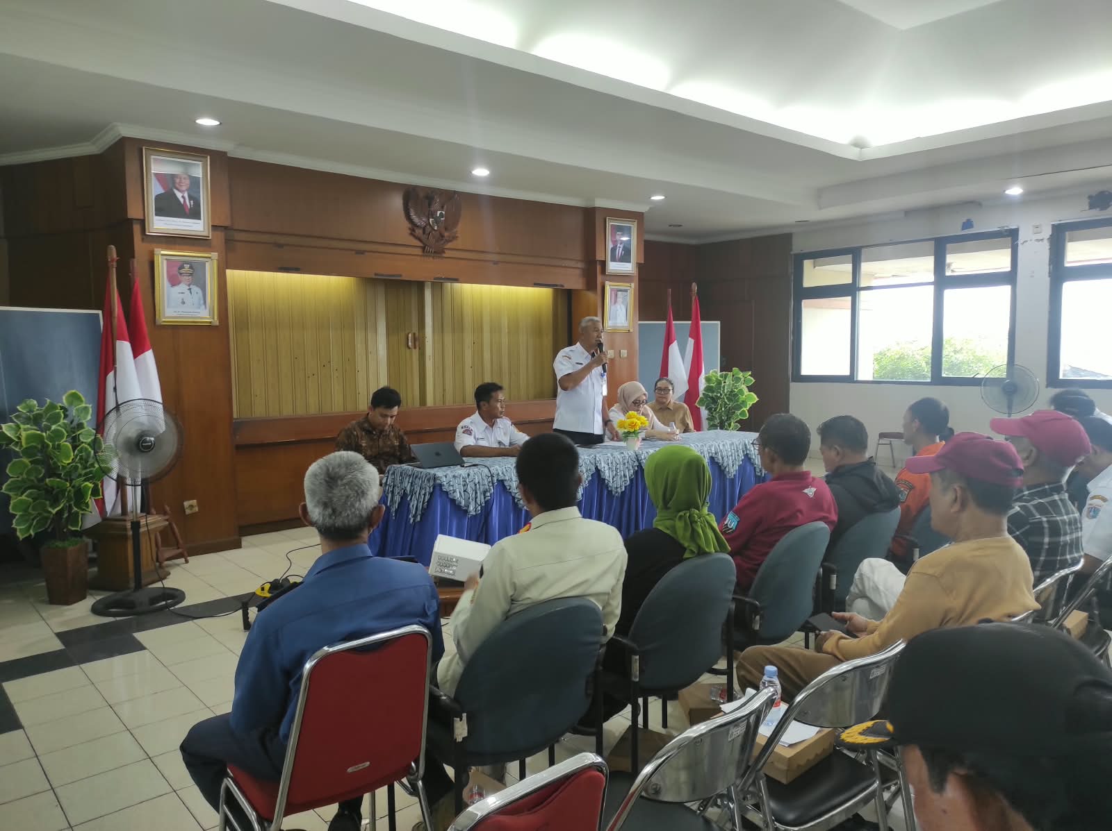 Rapat Koordinasi RT/RW Terkait cuaca ekstrim Kelurahan Tugu Utara. 3