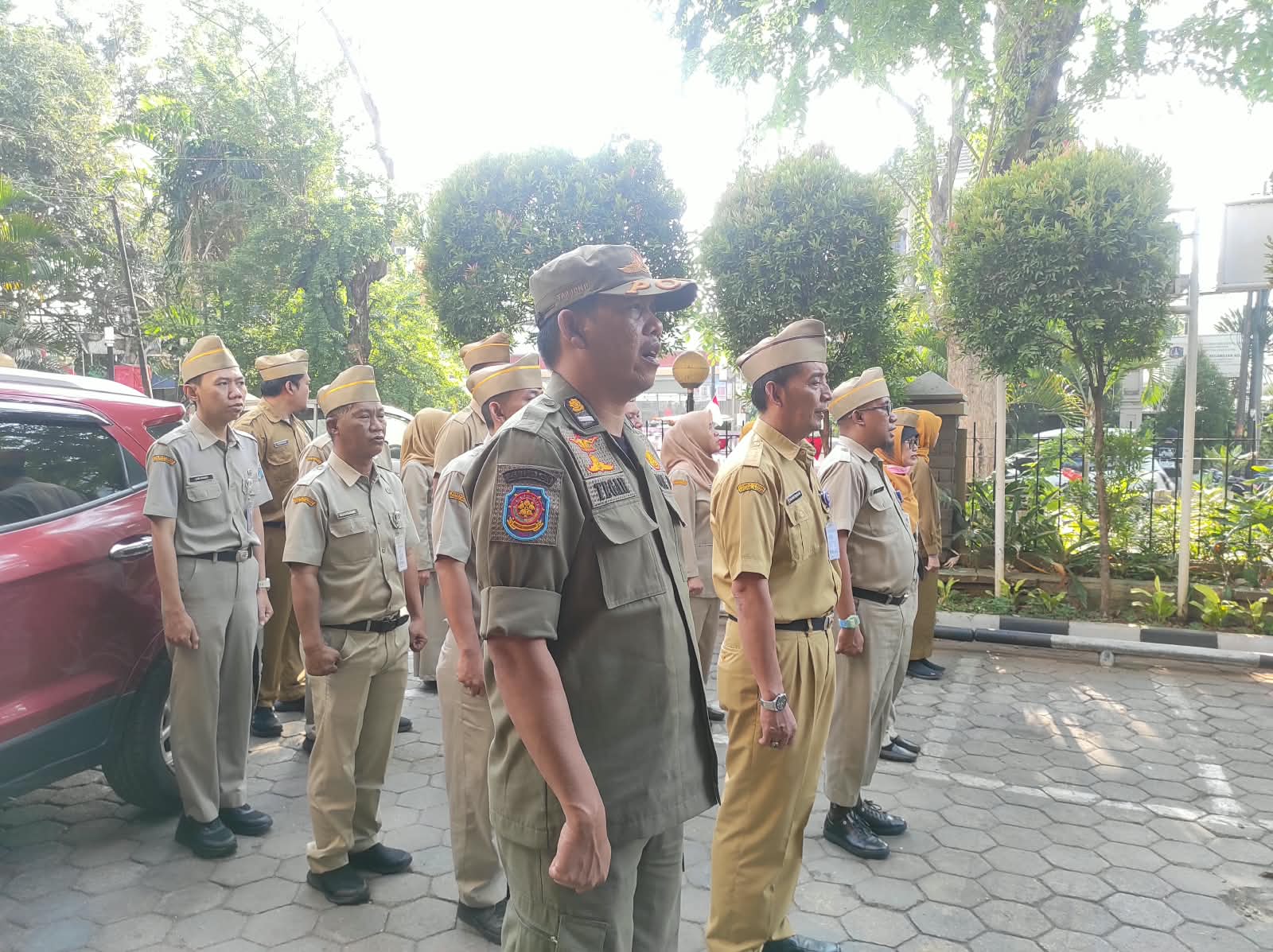 APEL PAGI 14 SEPTEMBER 2026 DIHALAMAN KANTOR KELURAHAN TUGU UTARA 4