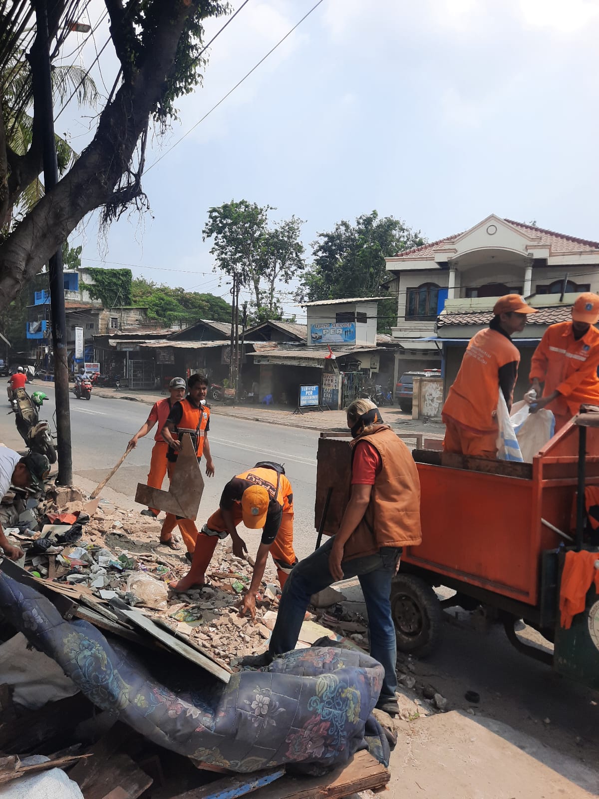 Penataan Wilayah dan Pengangkutan Puing, Wujudkan Lingkungan yang Lebih Tertib dan Bersih 2
