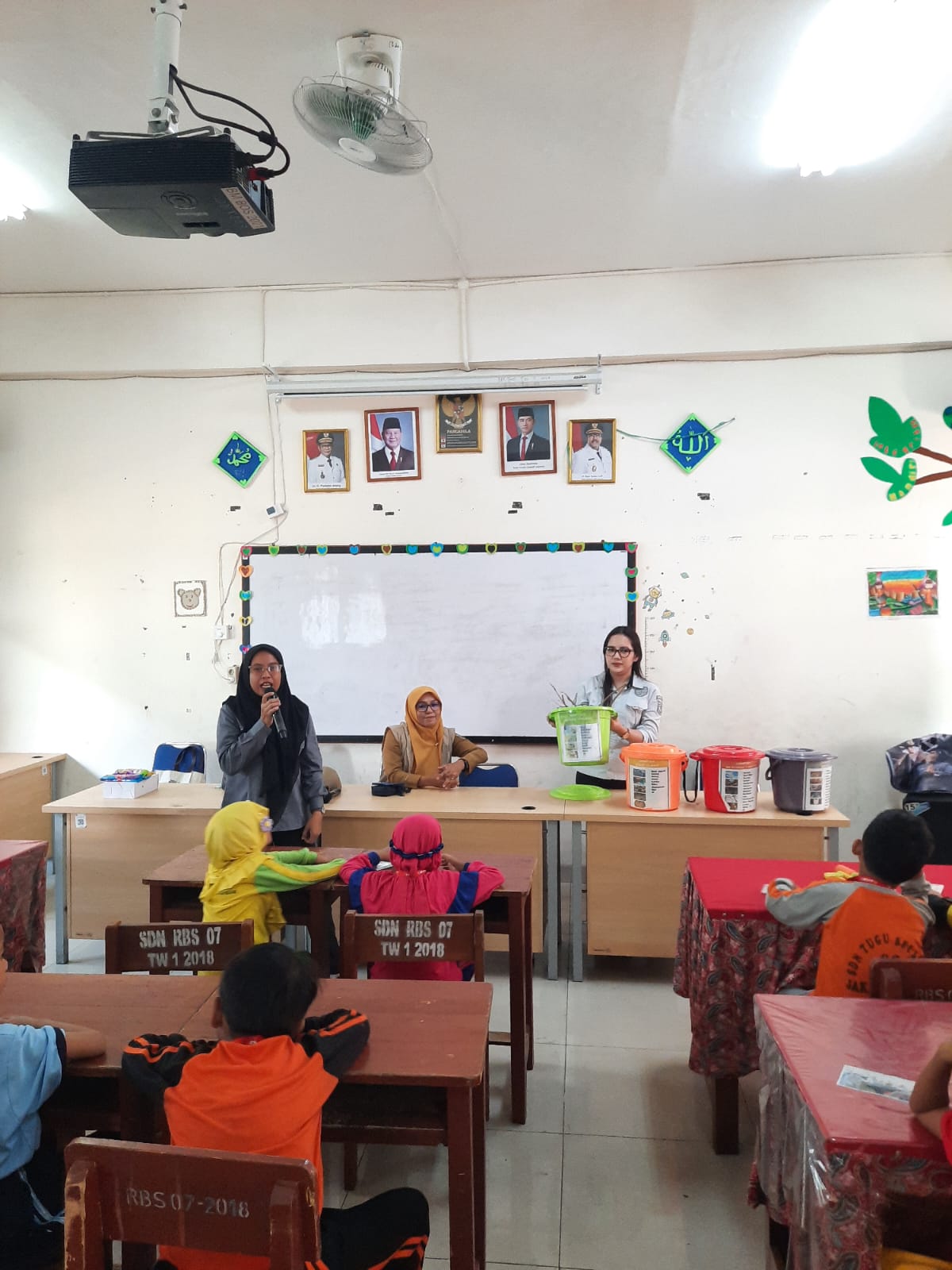 Sosialisasi Pilah Sampah di SDN 03 Tugu Selatan, Tanamkan Kepedulian Lingkungan Sejak Dini 3