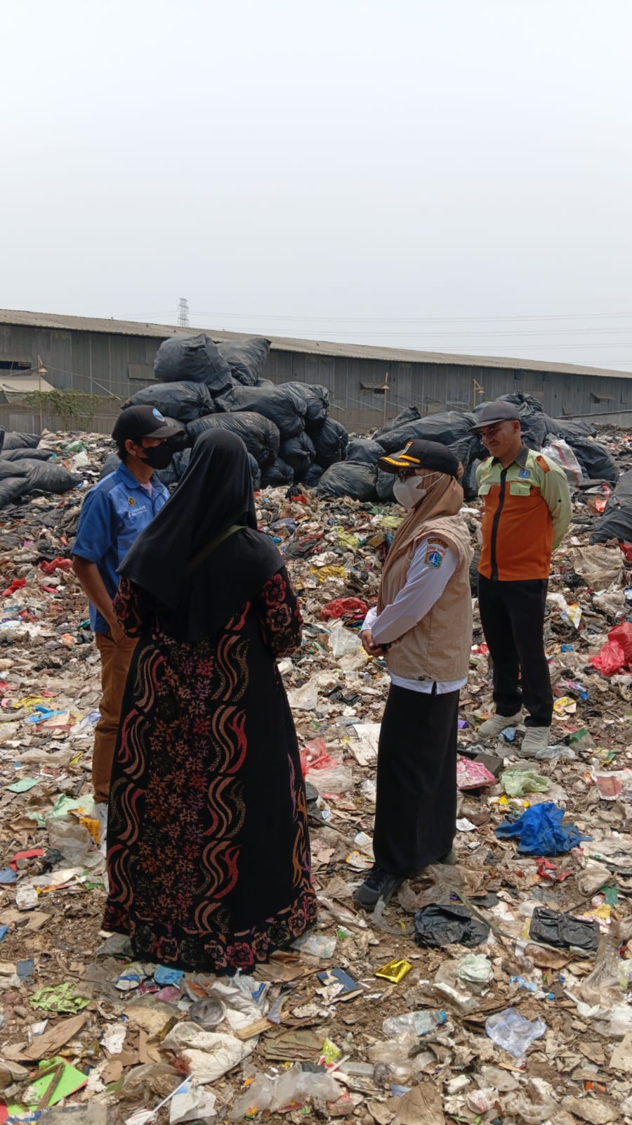 Pemantauan Perapihan dan Penataan Sampah di RW 07 1