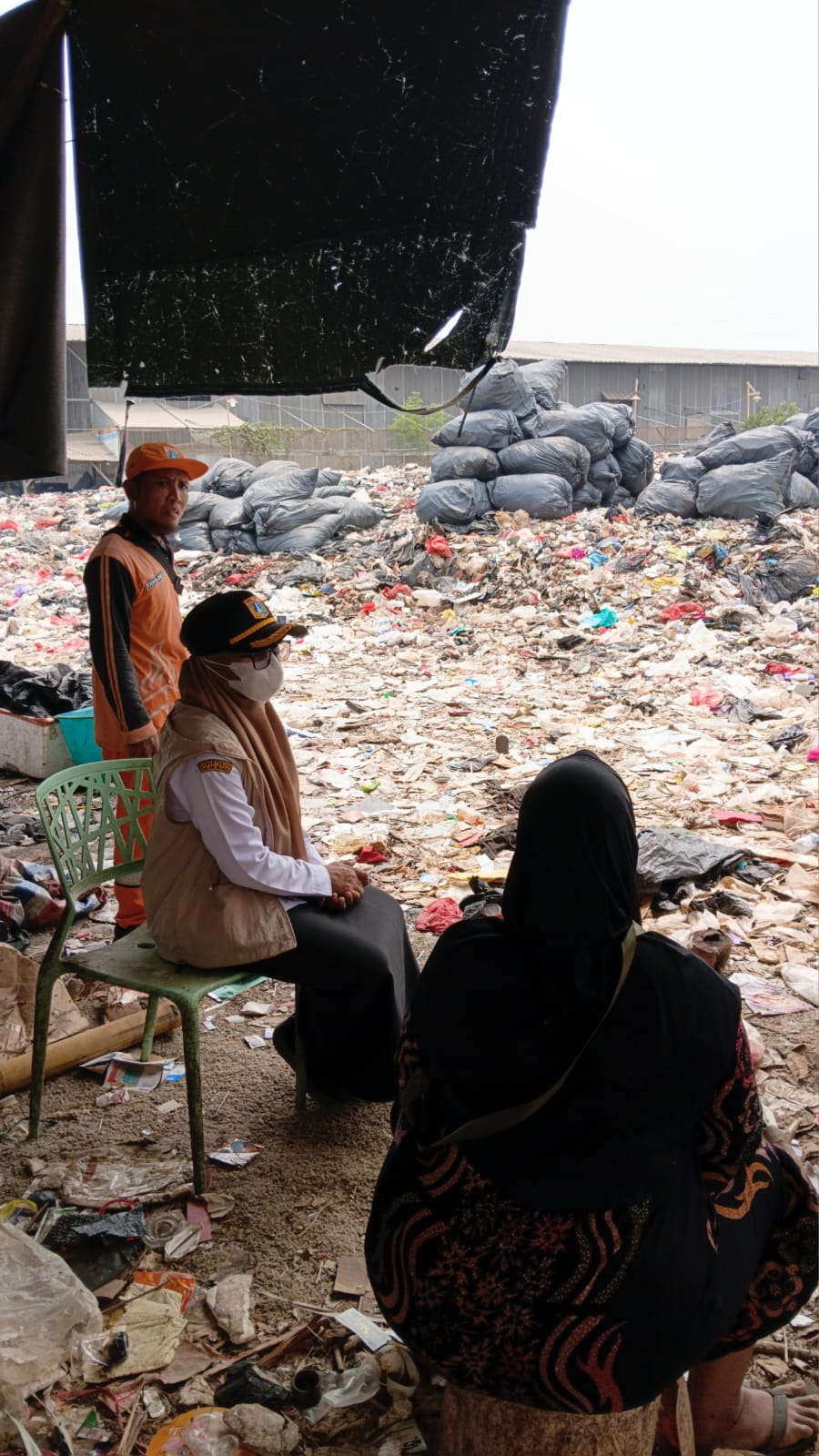 Pemantauan Perapihan dan Penataan Sampah di RW 07 2