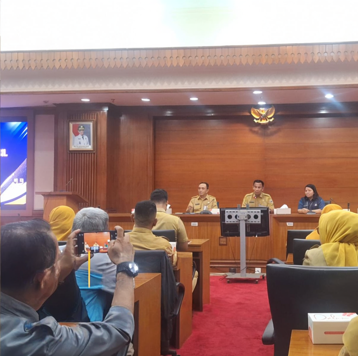 Rapat Sosialisasi Kanal Cek DTSEN dan Desil 3