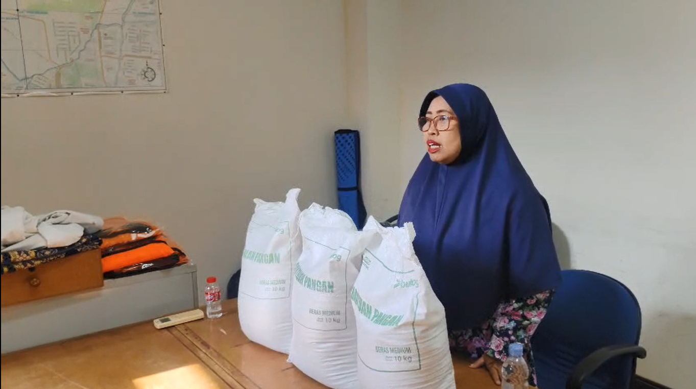 Penerima Bantuan Pangan Beras di Tugu Selatan Sampaikan Manfaat Program 5