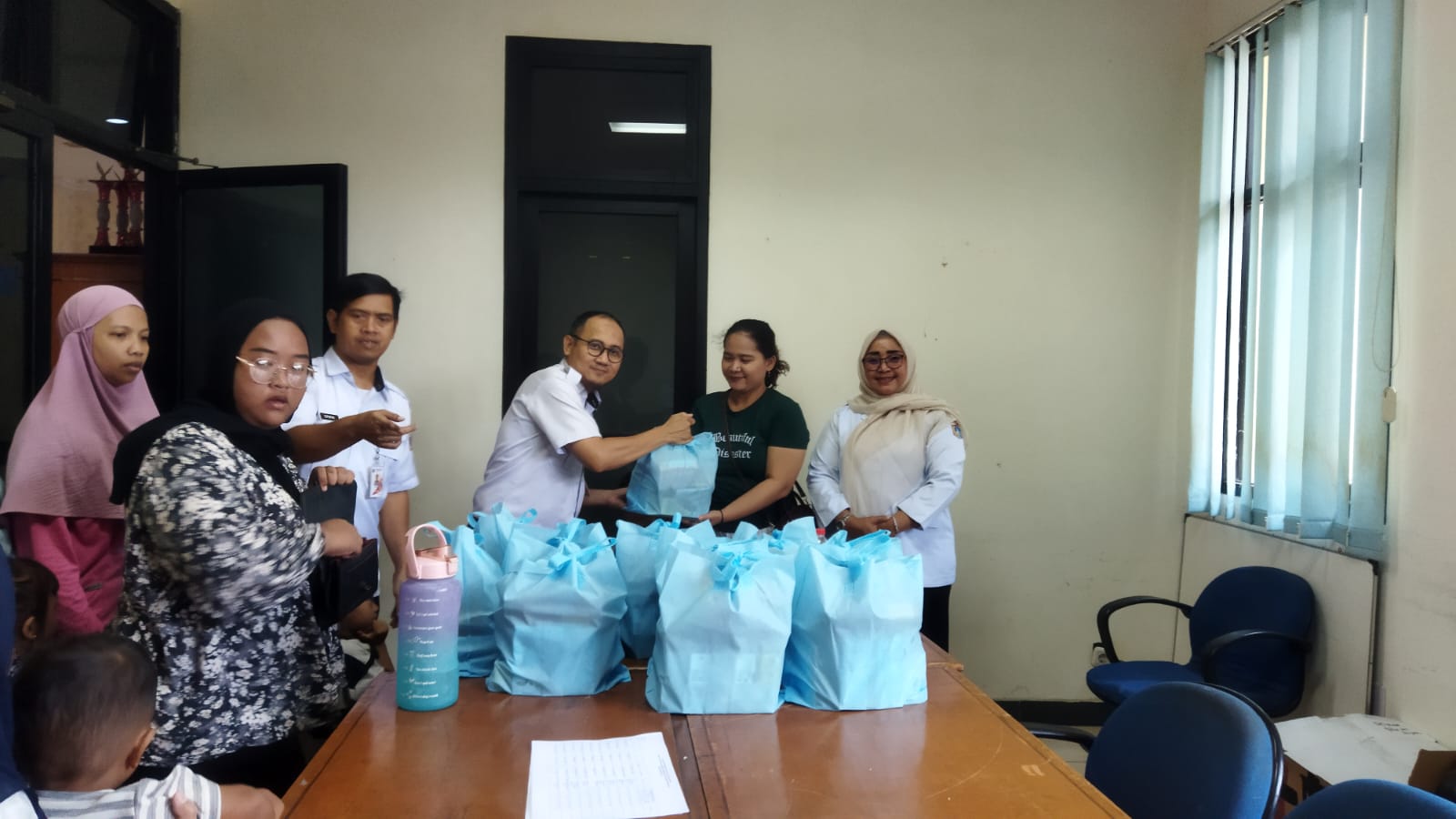 Bantuan Natura untuk Mendukung Pencegahan Stunting di Tugu Selatan 3