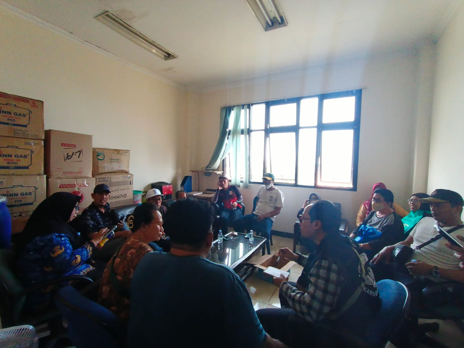 Warga Dan Pihak Terkait Gelar Rapat Mediasi Terkait Permasalahan Sutet 4