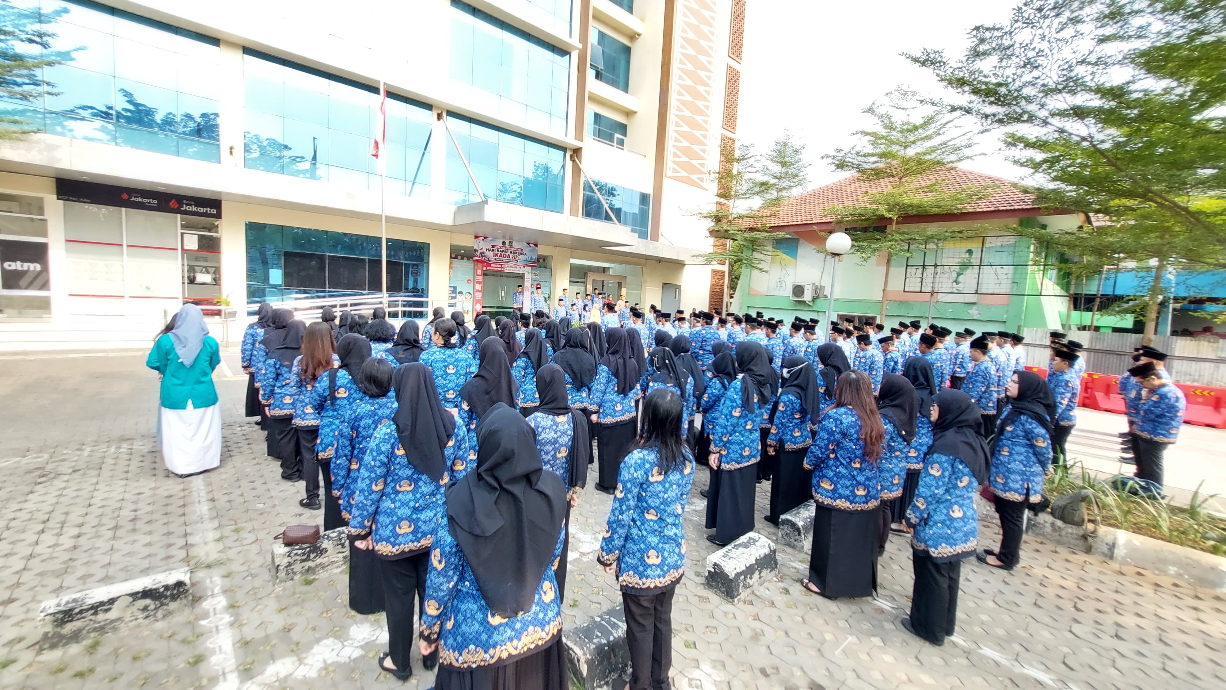 UPACARA PERINGATAN HARI RAPAT RAKSASA IKADA KE-81 TINGKAT KECAMATAN KOJA TAHUN 2026 4