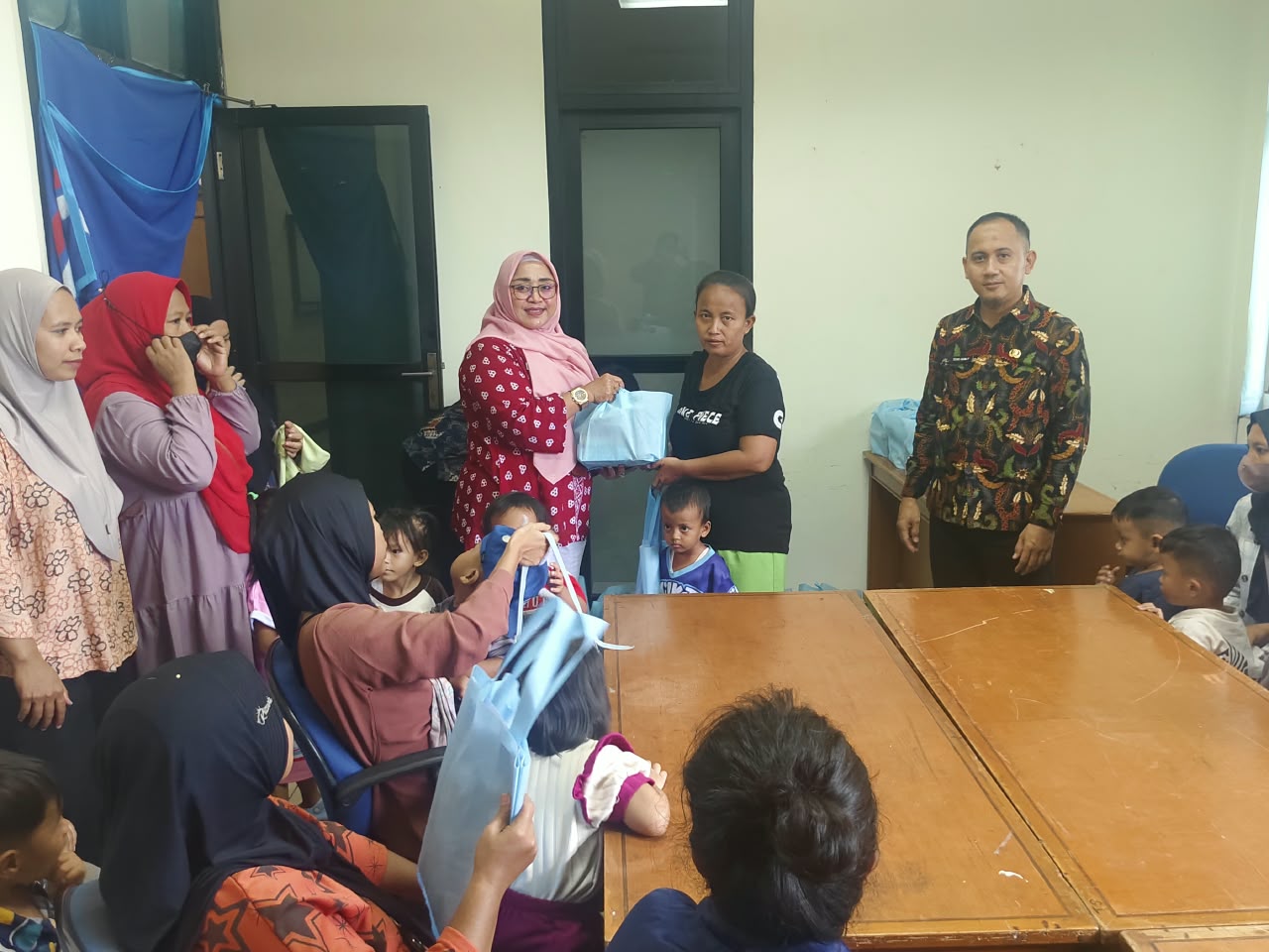 Bantuan Natura untuk Mendukung Pencegahan Stunting di Tugu Selatan Tahap III 4