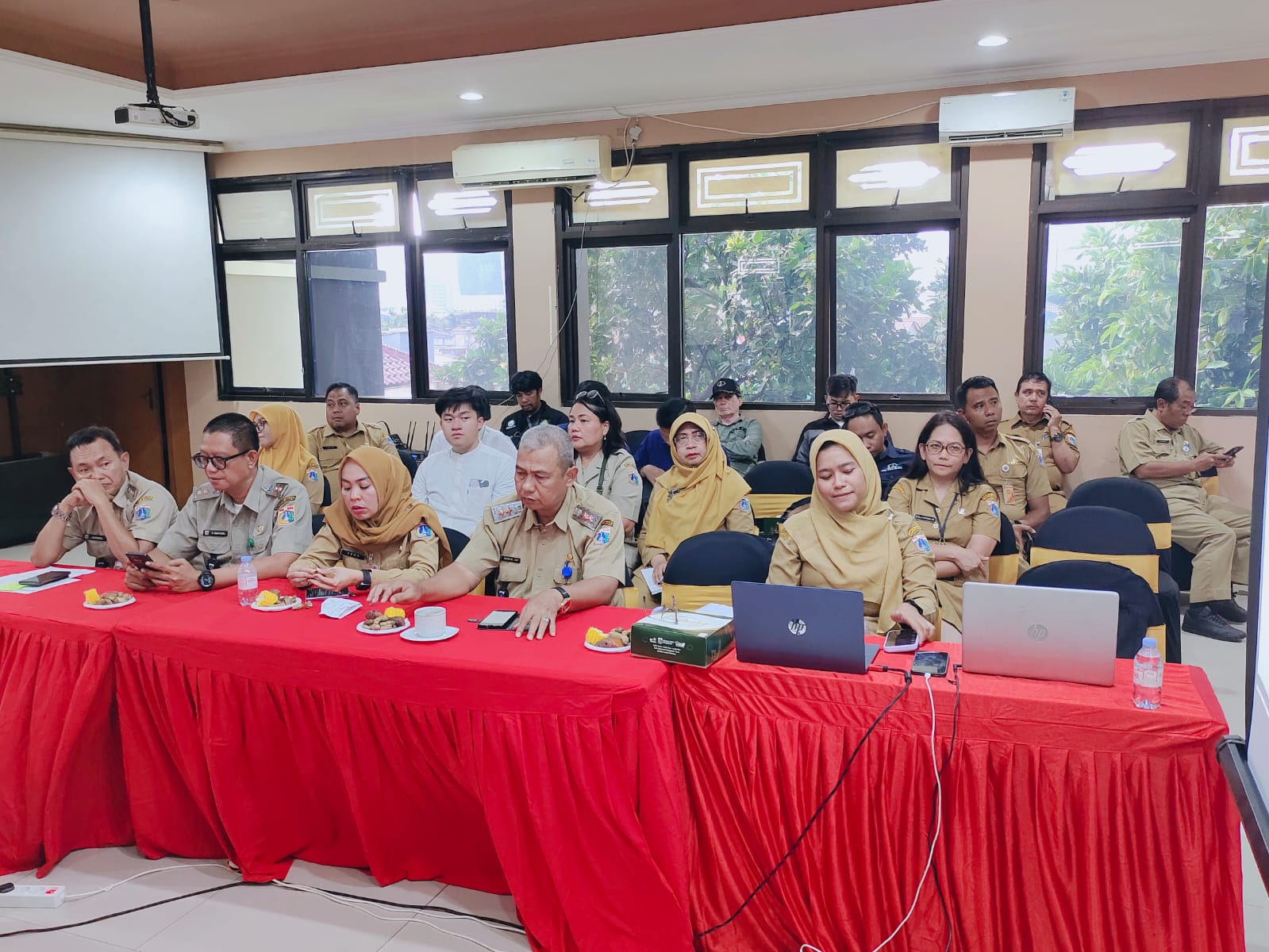 Rapat Koordinasi mingguan Tingkat Kecamatan Koja ( Rakorcam) 2