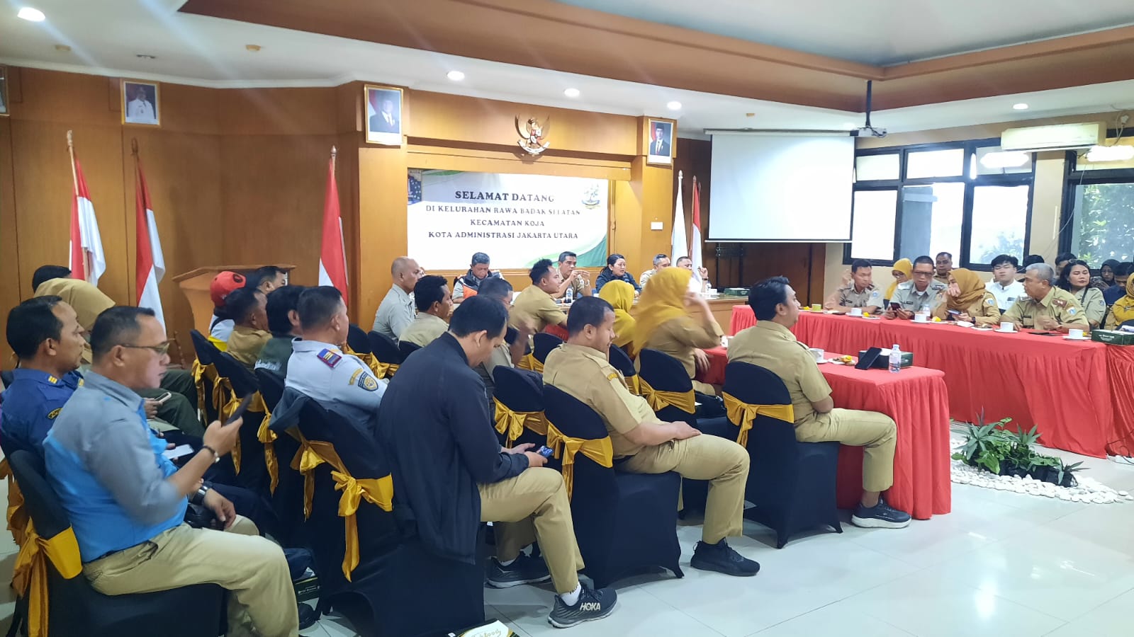 Rapat Koordinasi mingguan Tingkat Kecamatan Koja ( Rakorcam) 5