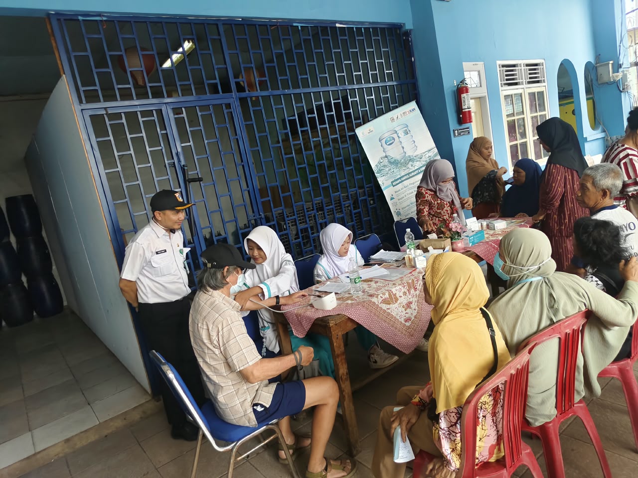 Sinergi Pelayanan Kesehatan: Tracing TBC Terintegrasi CKG & Rontgen hingga Pemantauan Posyandu di RW 02, 03, dan 07 1