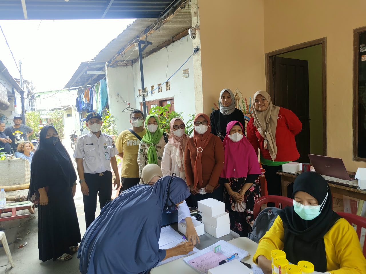Sinergi Pelayanan Kesehatan: Tracing TBC Terintegrasi CKG & Rontgen hingga Pemantauan Posyandu di RW 02, 03, dan 07 5