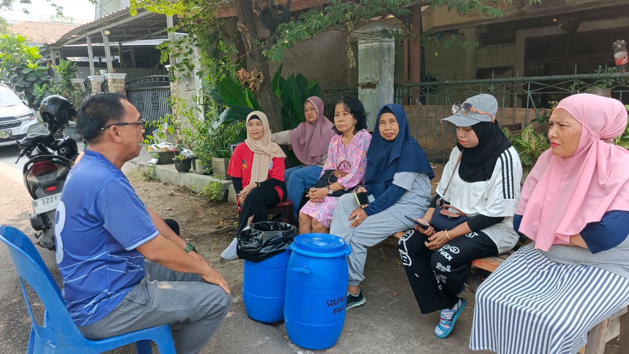 Semangat Tak Mengenal Hari Libur! 3