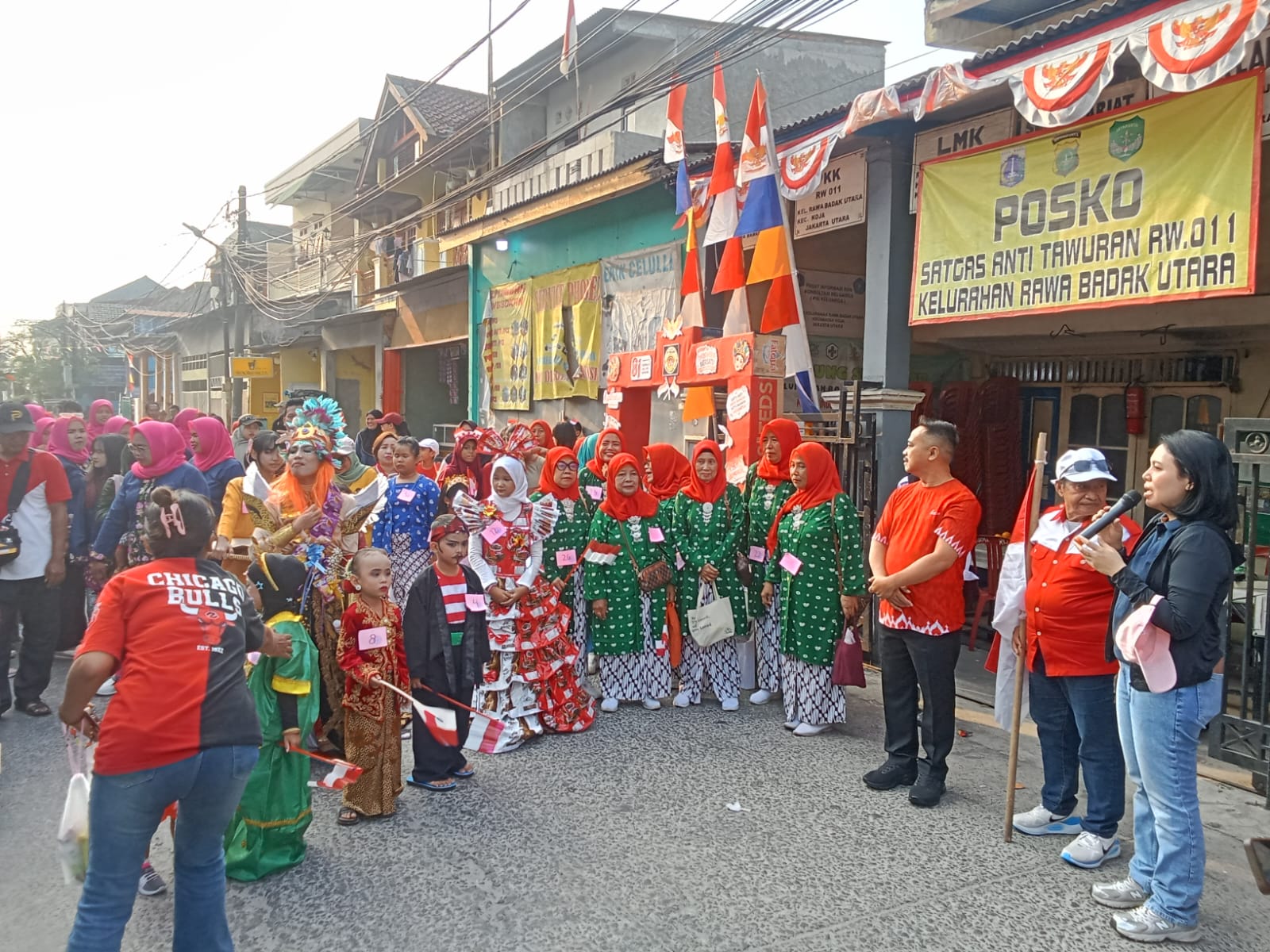 Semarak Karnaval Sepeda Hias dan Kostum Kreatif RW 011 4