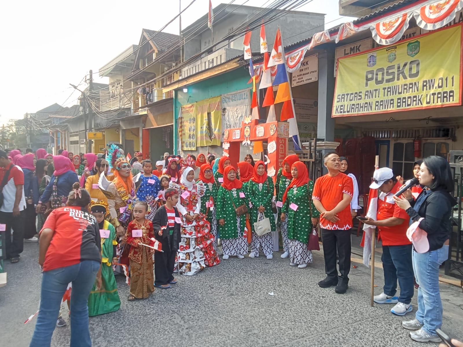 Semarak Karnaval Sepeda Hias dan Kostum Kreatif RW 011 3
