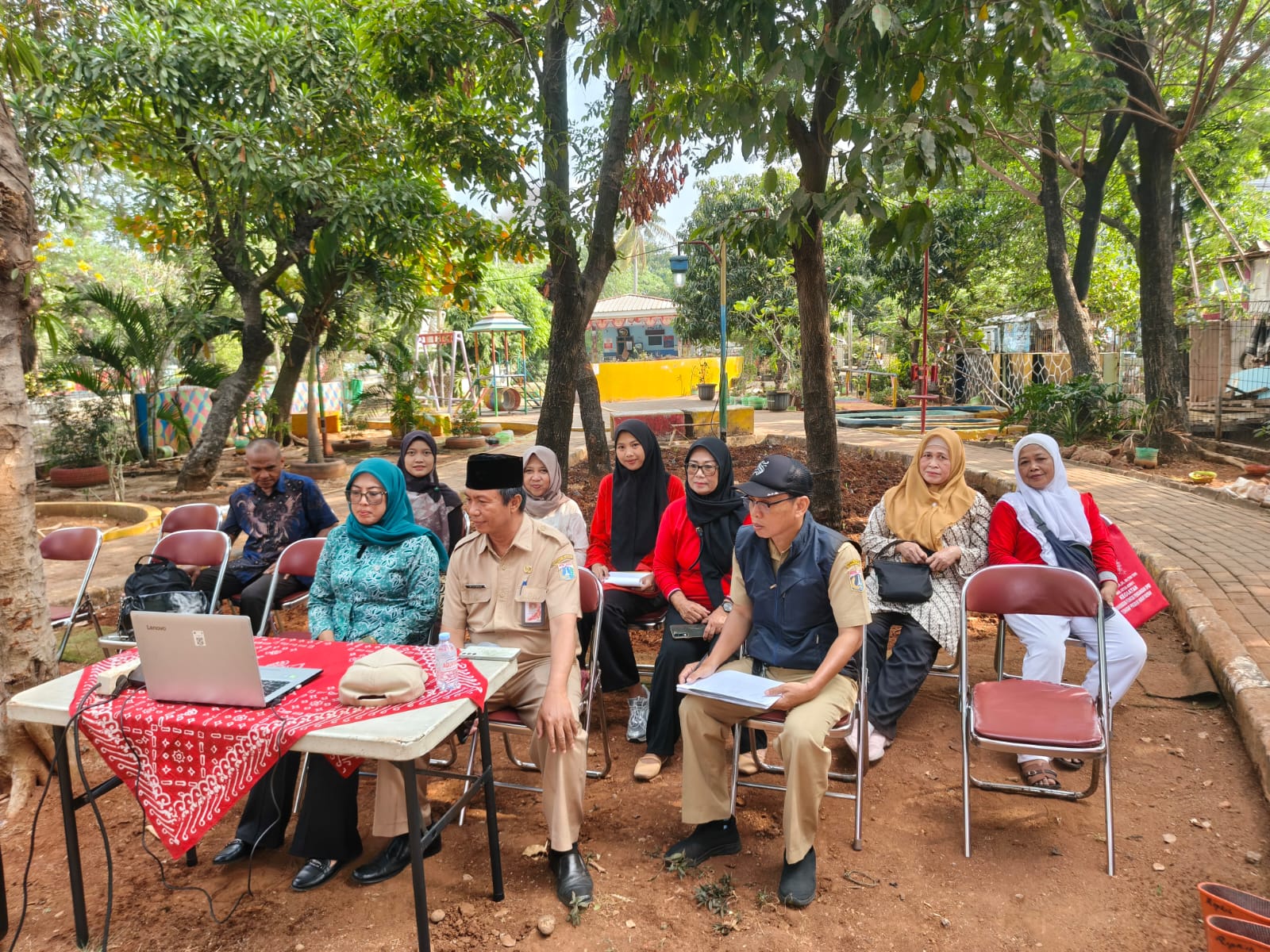 Tanam Serentak, Hijaukan Lingkungan Bersama 3