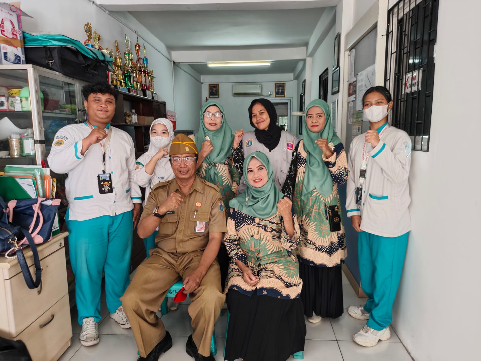 MONITORING POSYANDU LANSIA KELURAHAN RAWA BADAK UTARA 6