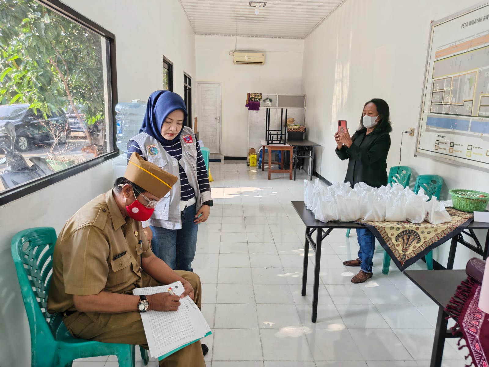 MONITORING POSYANDU LANSIA KELURAHAN RAWA BADAK UTARA 4