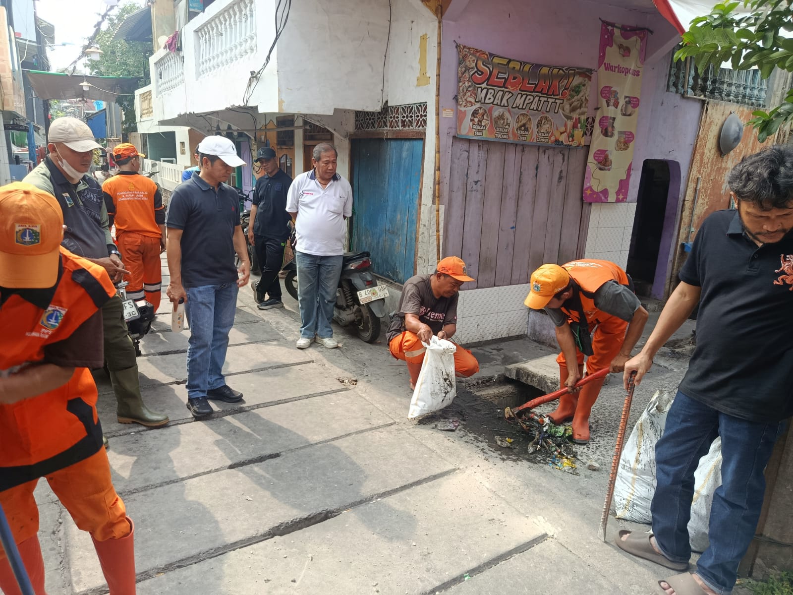 Gotong Royong, Wujud Kepedulian Bersama 5