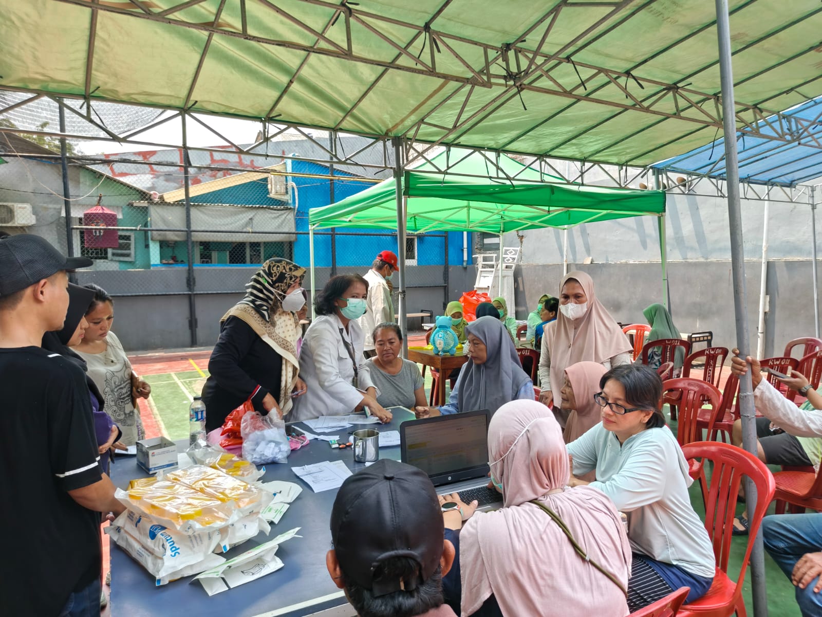 Sehat Bersama , Warga Rawa Badak Utara 2