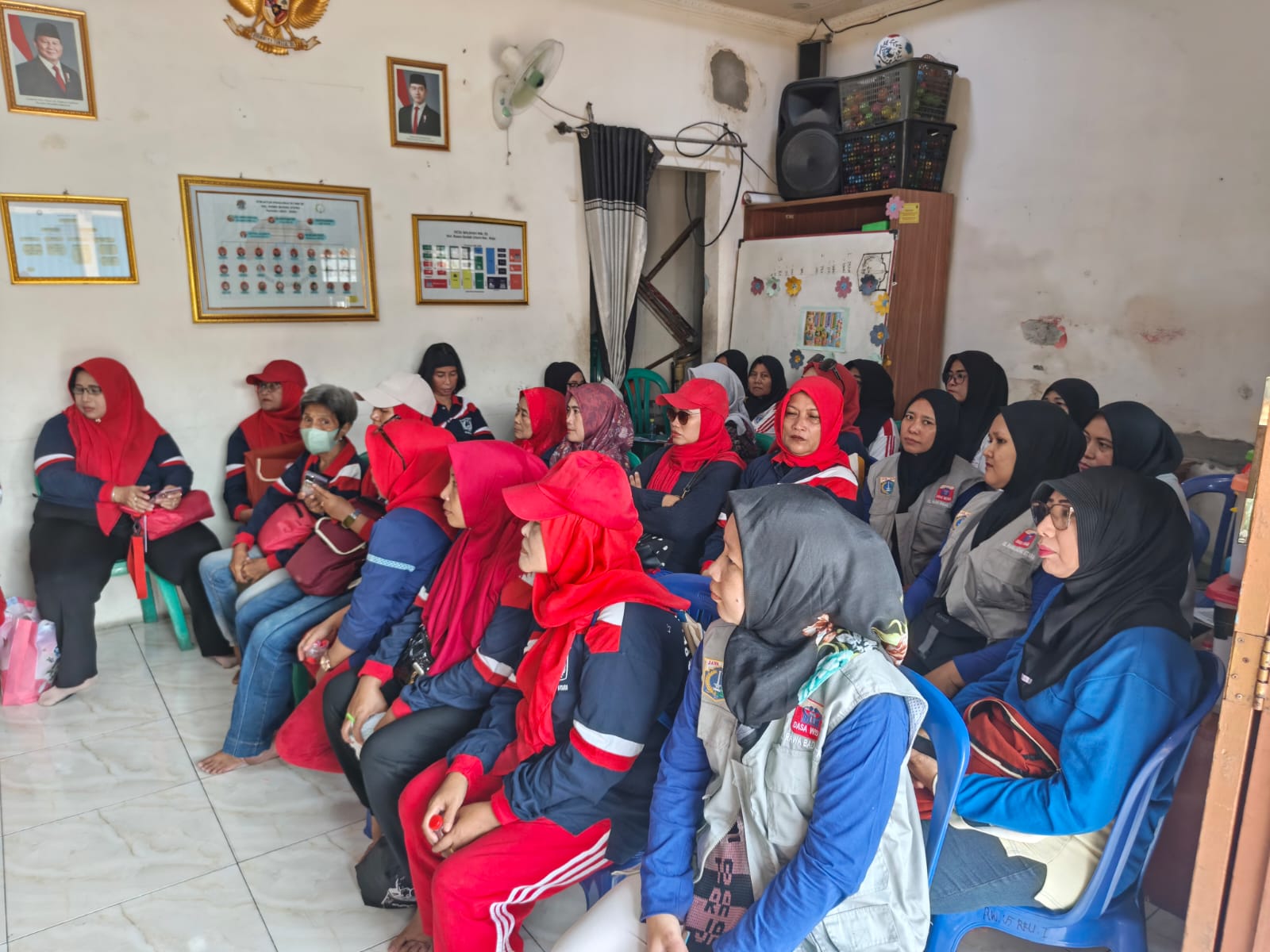 Perkuat Pencegahan DBD, PSN Dilaksanakan di Wilayah RW 005 Rawa Badak Utara 1