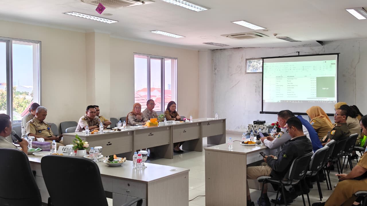 Lurah Rawa Badak Selatan Hadiri Rapat Mingguan Tingkat Kecamatan Koja di Kelurahan Lagoa 2