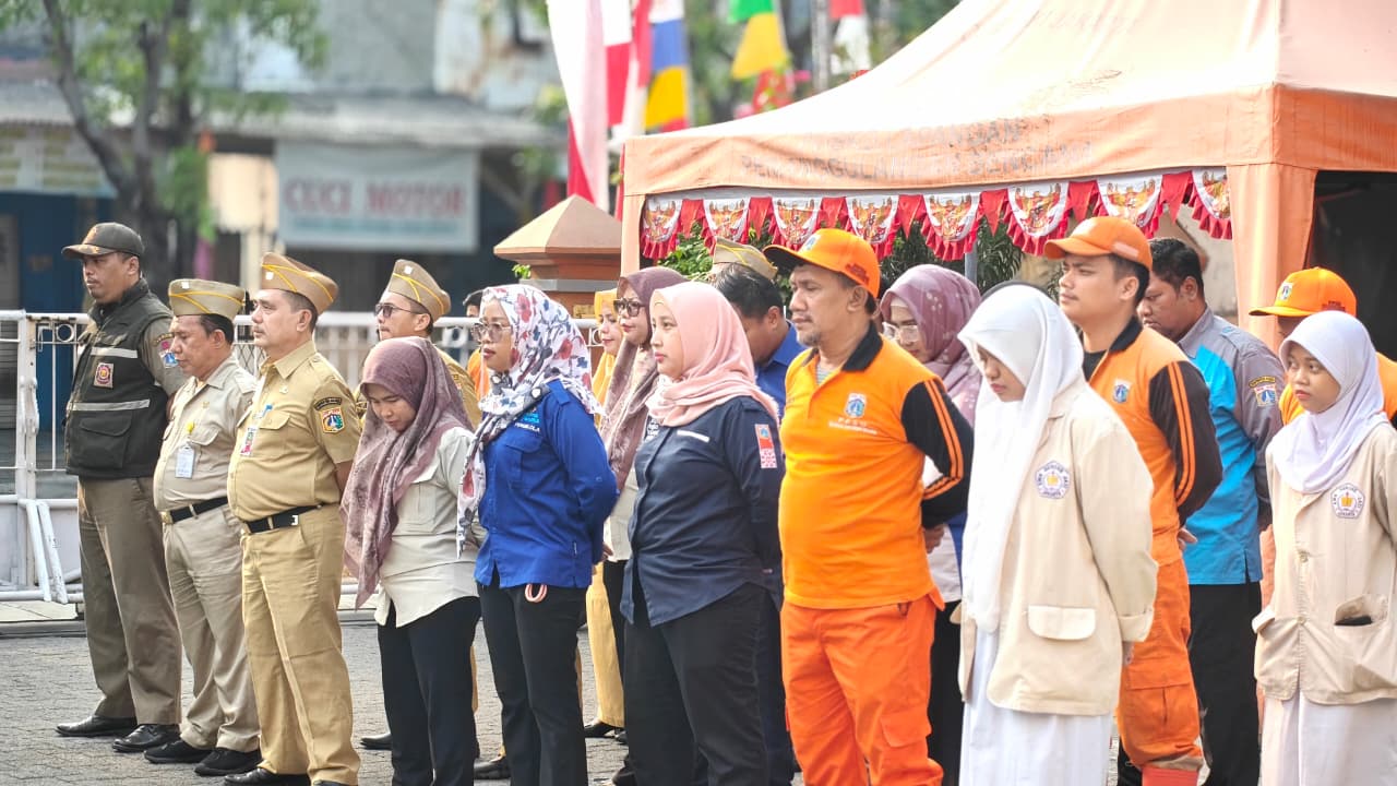Apel Pagi Tingkat Kelurahan Rawa Badak Selatan Tingkatkan Kedisiplinan dan Koordinasi Pelayanan 3