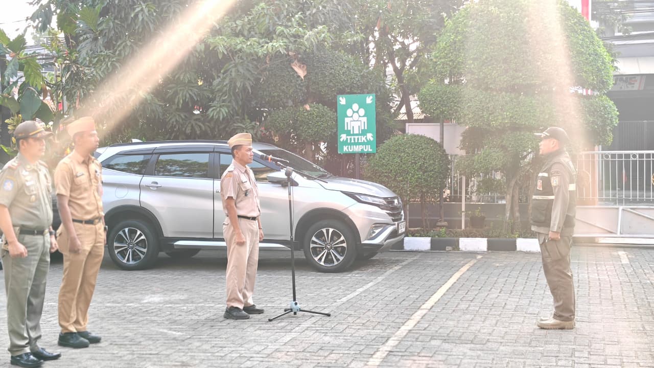 Apel Pagi Tingkat Kelurahan Rawa Badak Selatan Tingkatkan Disiplin dan Koordinasi Pelayanan Masyarakat 3