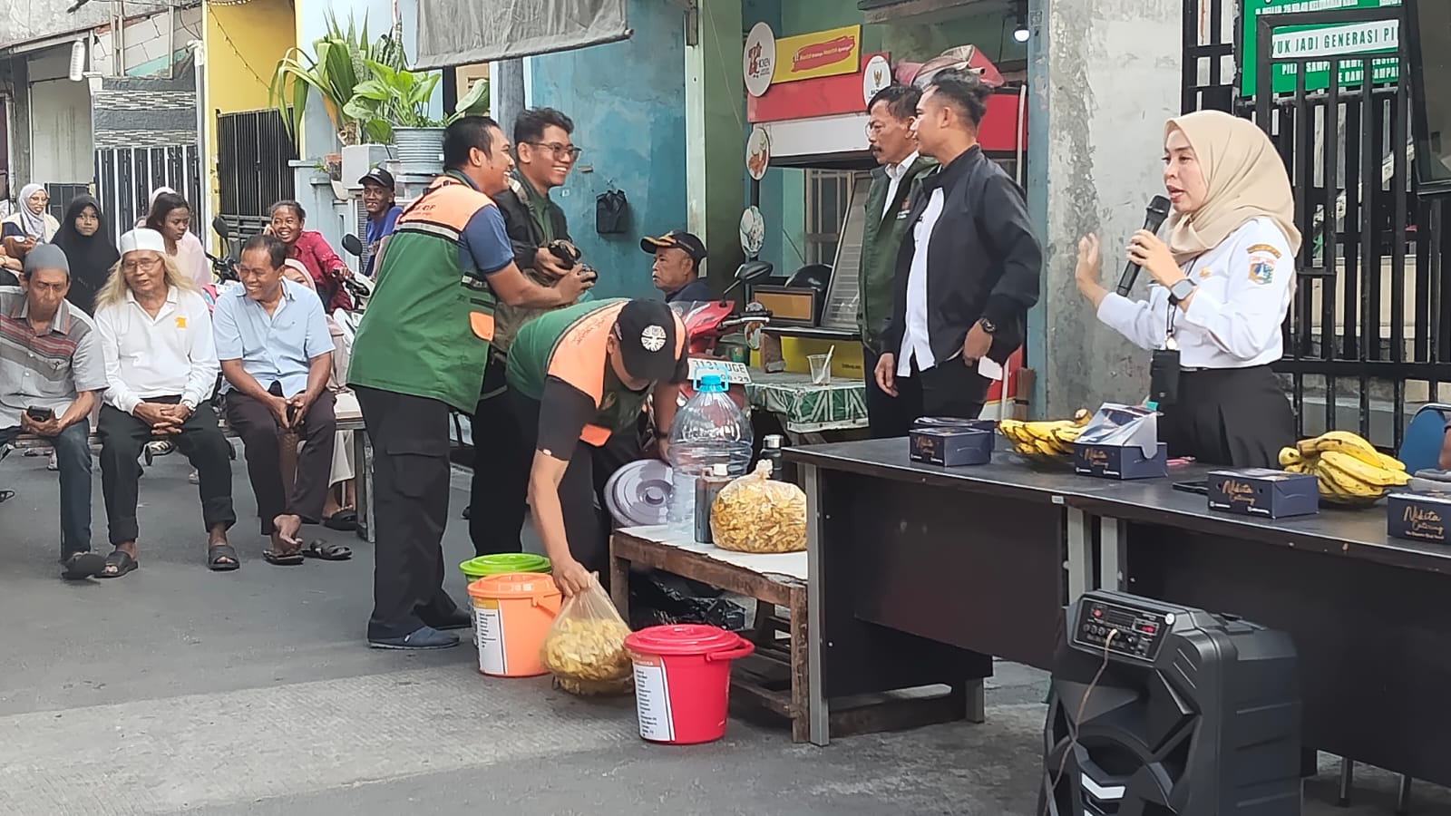 Sosialisasi Gerakan Pilah Sampah di Wilayah RW 008 Kelurahan Koja 3