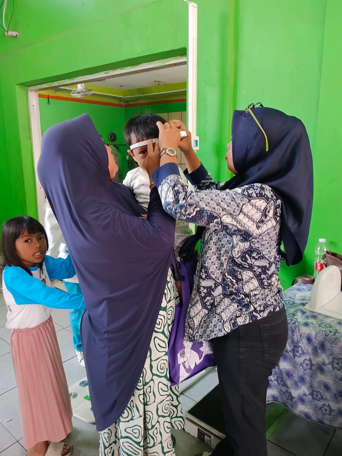 Kegiatan Posyandu Balita dan Lansia Integritas Layanan Primer RW 007 Kelurahan Koja 4