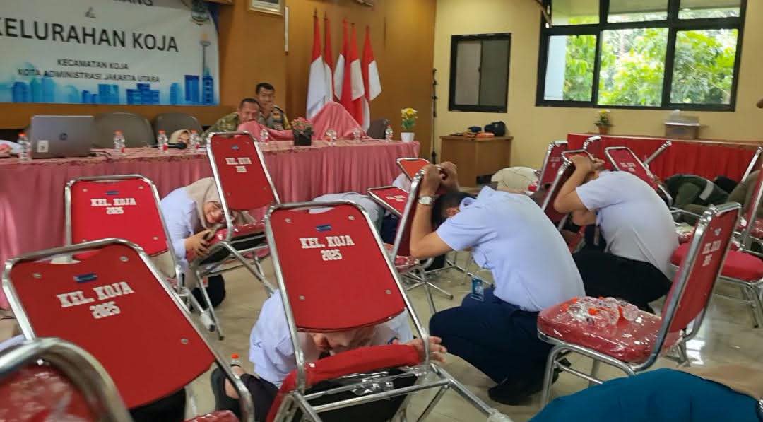 🚨 SIMULASI BENCANA GEMPA BUMI 🌏 3