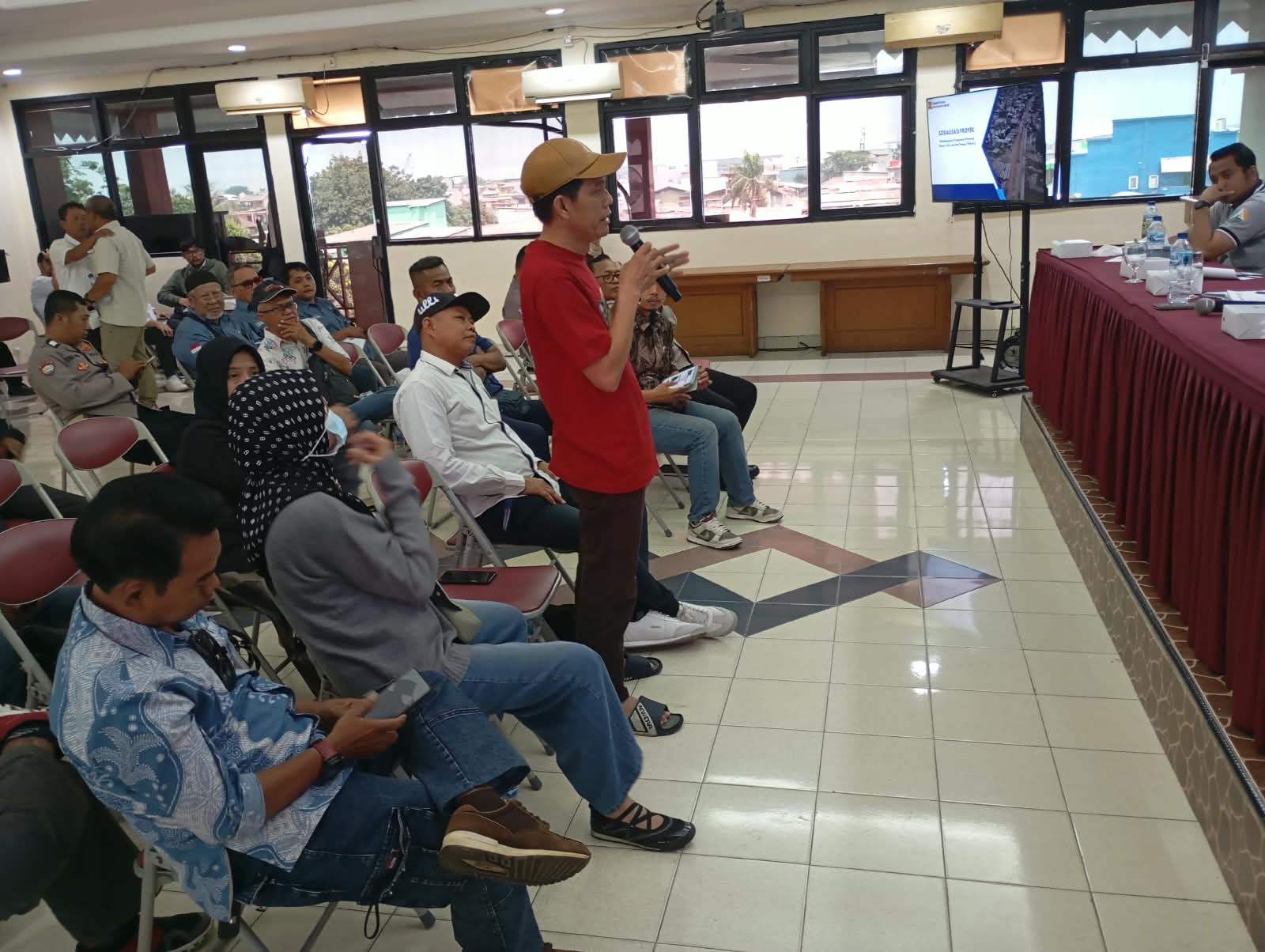 sosialisasi Pembangunan Pengaman Pantai di Pesisir Teluk Jakarta Tahap 7 Paket 3 4