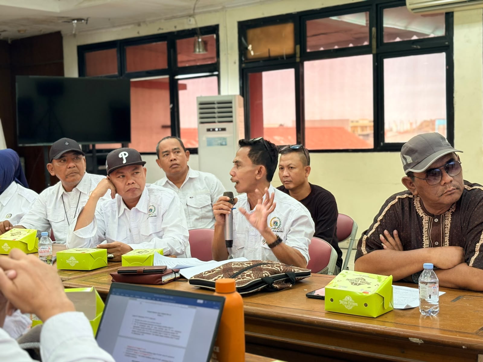 Pembahasan Rancangan Tata Tertib Pemilihan Ketua RT Periode 2027 - 2032 3