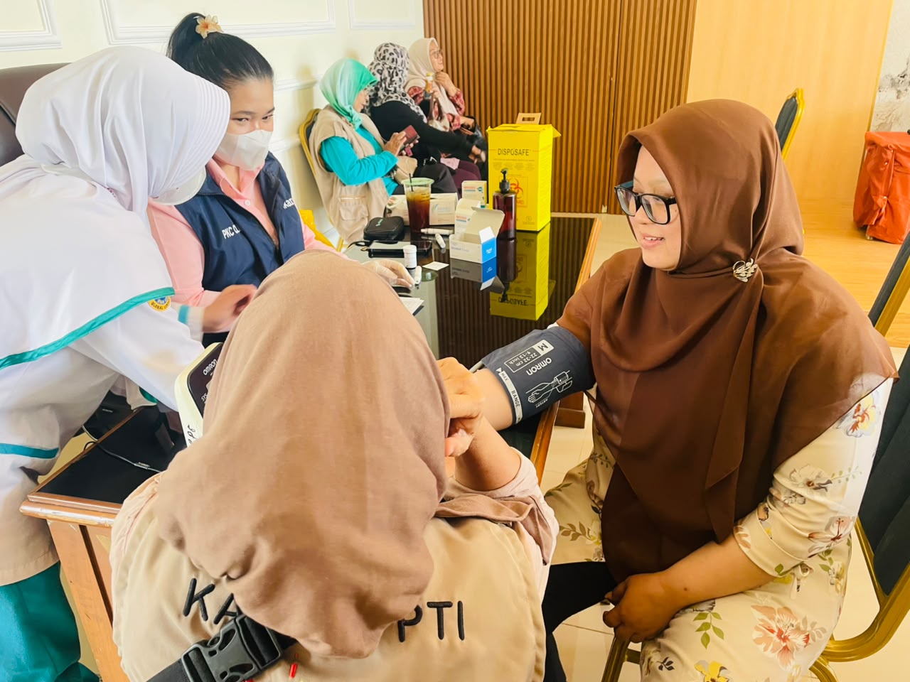 Puskesmas Pembantu Semper Barat 1 Gelar Skrining TOSS TB dan Cek Kesehatan Gratis Menggunakan X-Ray Portabel 5