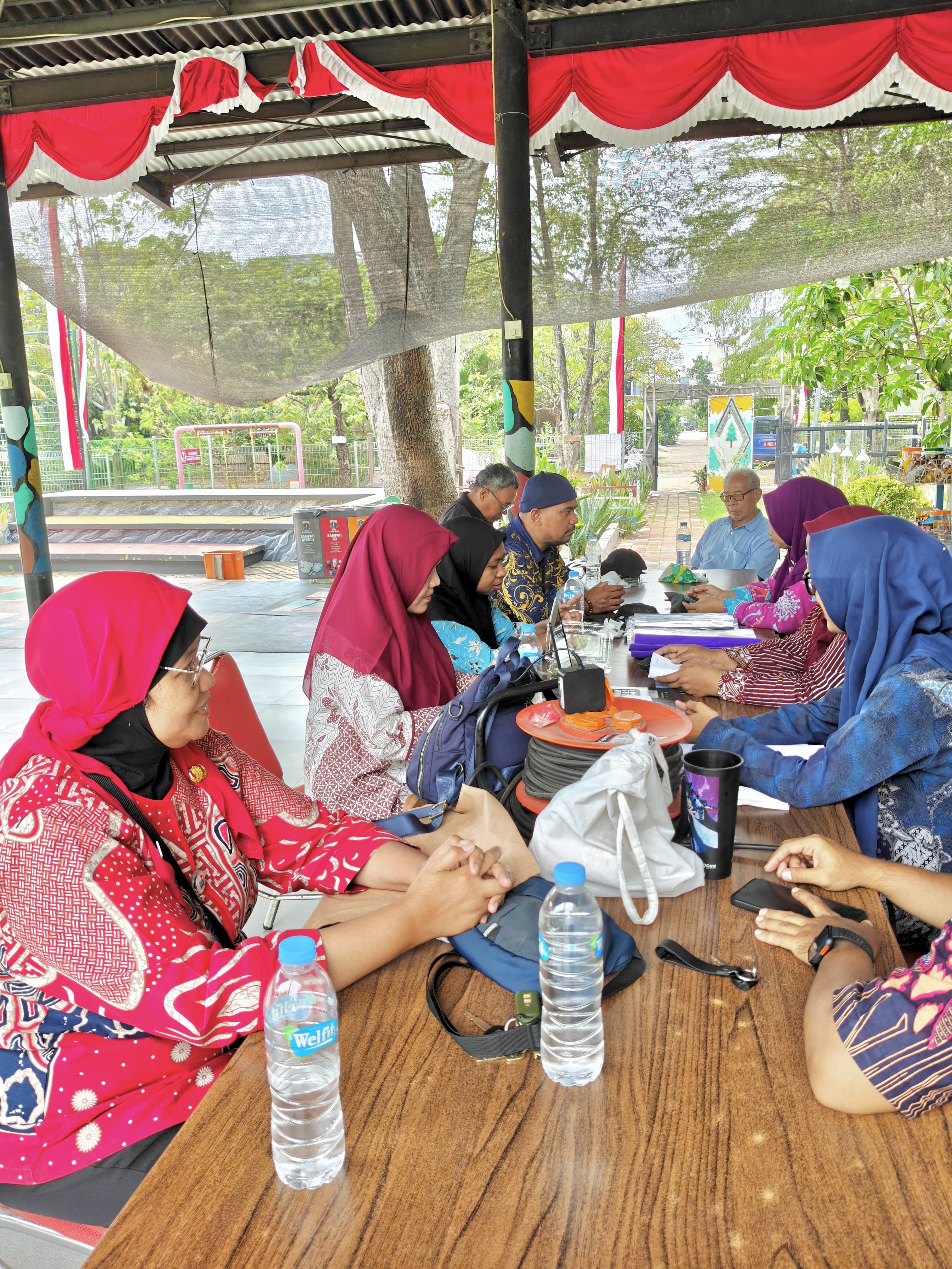 Kelurahan Sukapura menggelar kegiatan Monitoring dan Evaluasi (Monev) Kampung KB di RPTRA Pinus 1