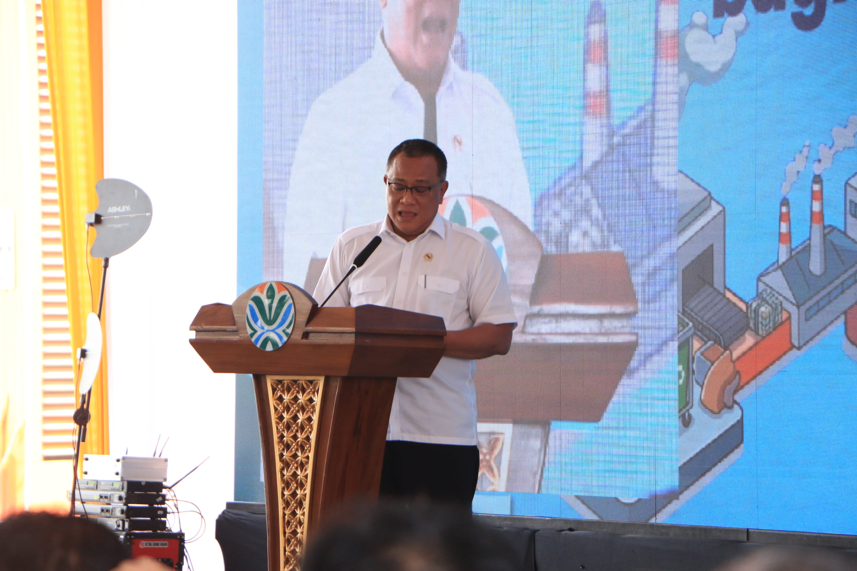 DEKLARASI PELUNCURAN PERLINDUNGAN SOSIAL BAGI SEKTOR INFORMAL PERSAMPAHAN INDONESIA 5