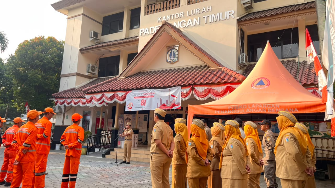 Apel Pagi Kelurahan Pademangan Timur: Mengawali Pekan dengan Disiplin, Koordinasi, dan Semangat Pelayanan 2