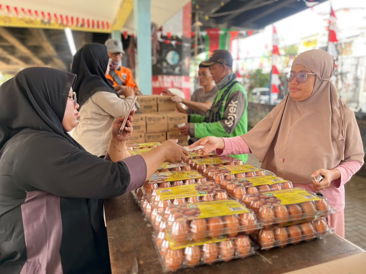 Pelaksanaan Program Pangan Bersubsidi di RPTRA Patimura Pademangan Timur: Memperkuat Akses Pangan Terjangkau bagi Masyarakat 2