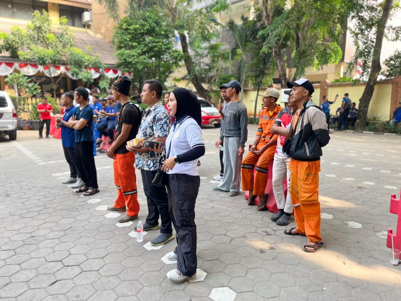 Semarak HUT ke-81 Kemerdekaan Indonesia: Kelurahan Pademangan Timur Turut Berpartisipasi dalam Perlombaan di Kecamatan Pademangan 1