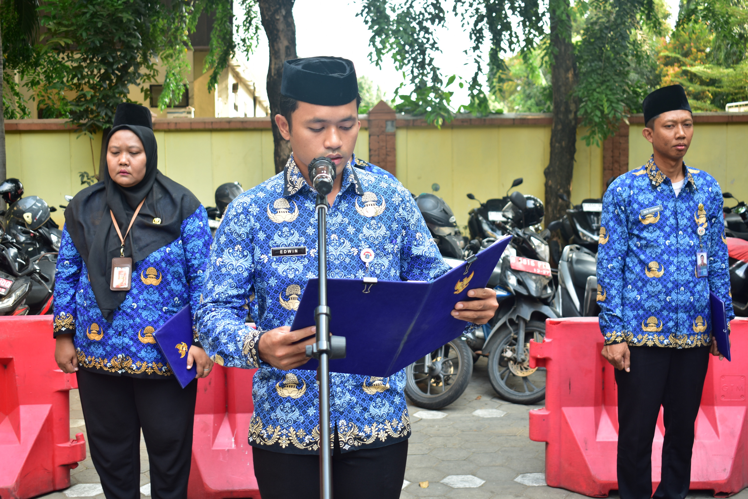 UPACARA PERINGATAN HARI RAPAT RAKSASA IKADA TAHUN 2026 DIKECAMATAN PADEMANGAN 4
