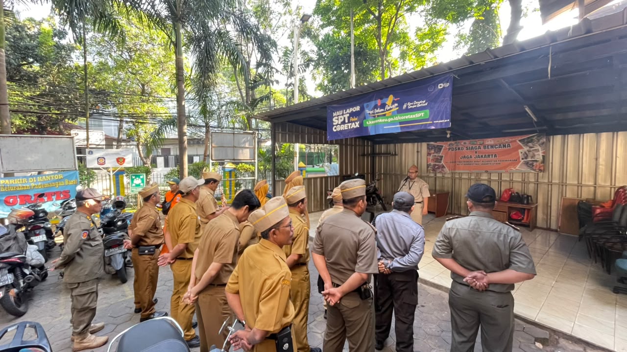 Apel Pagi ASN Kelurahan Pademangan Barat Perkuat Disiplin dan Kesiapan Pelayanan Publik 3