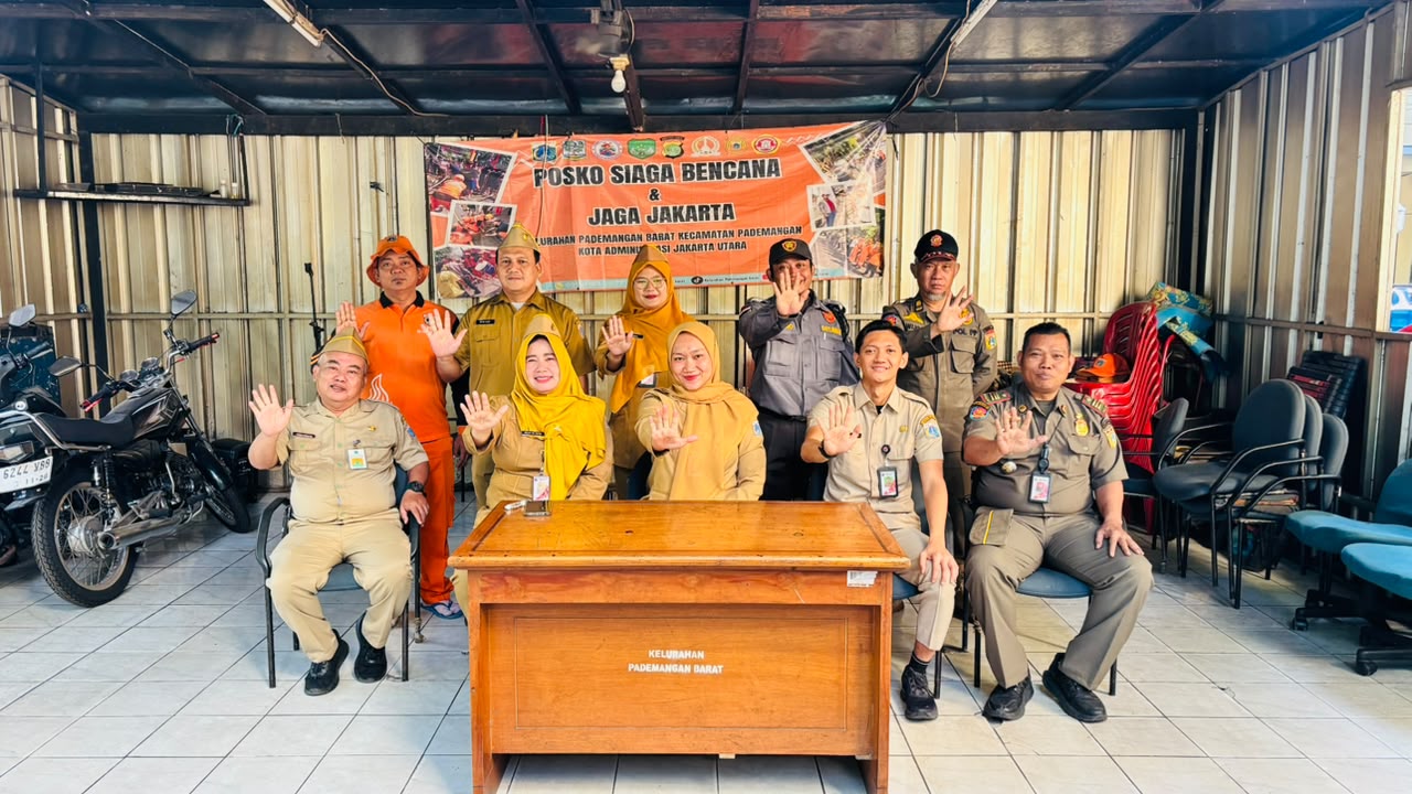 Piket Posko Pengaduan Masyarakat Kelurahan Pademangan Barat Berjalan Optimal 2