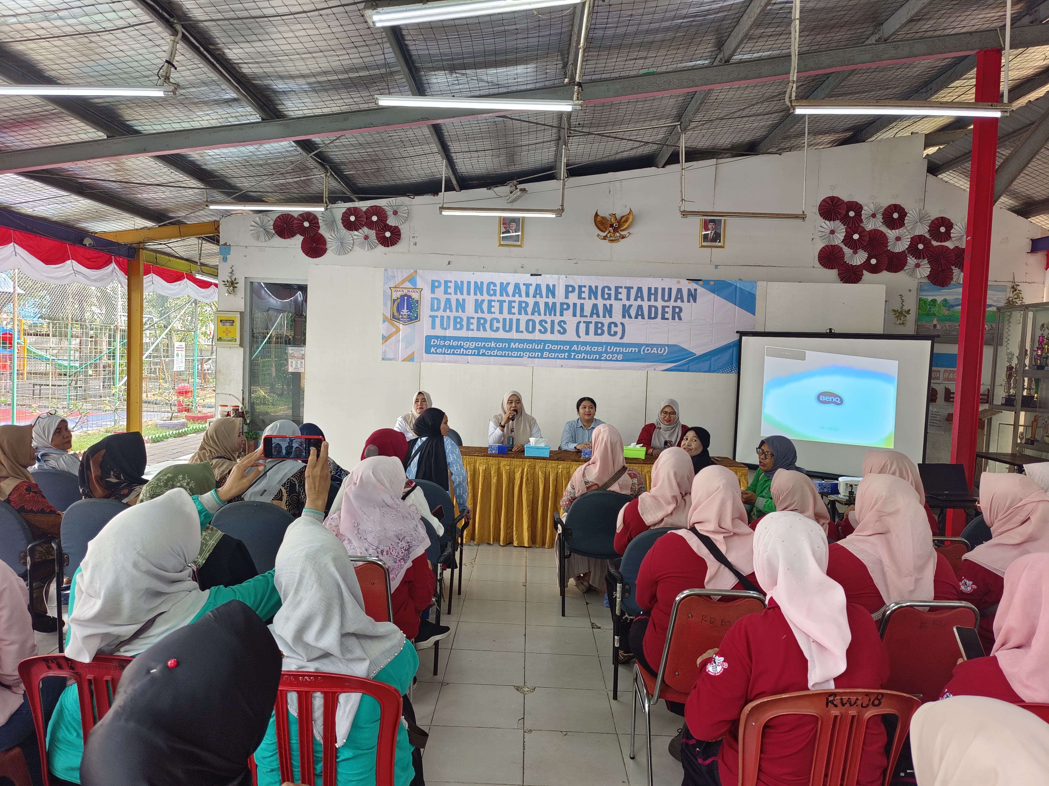 Kegiatan Peningkatan Pengetahuan dan Keterampilan Kader TBC Sesi I 1
