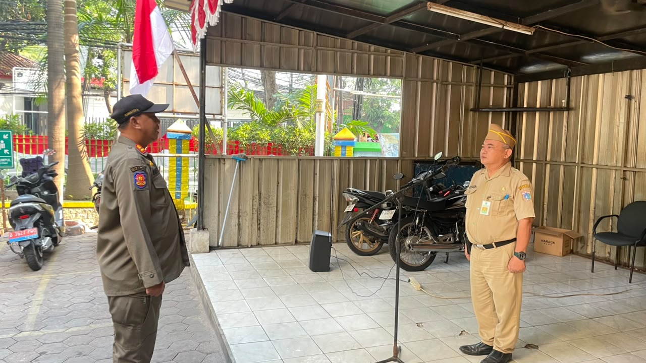 Kegiatan Apel Pagi ASN Kelurahan Pademangan Barat 4